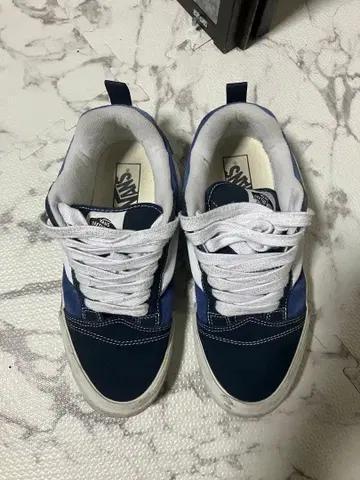 VANS 뉴스쿨 네이비 화이트