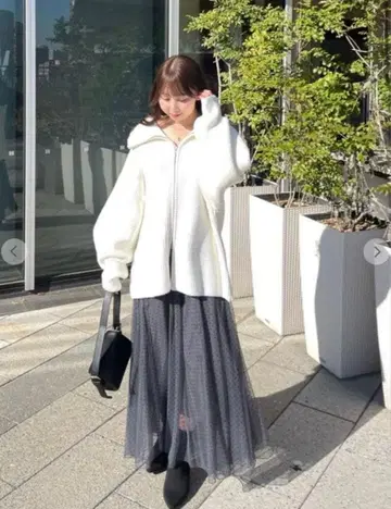 COCODEAL 도트 플로키 샤샤 스커트