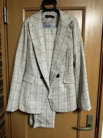 오케이션웨어 화이트 체크 무늬 더블 브레스트 자켓