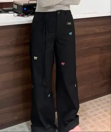 Vipoa little ribbon 와이드 팬츠 택 포함 M 사이즈