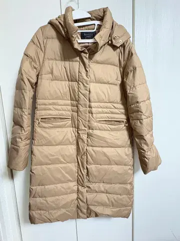 ketty luxury 베이지 후드 부착 다운 자켓