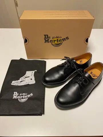 거의 새것 닥터마틴 Dr.Martens 1461 PW UK7
