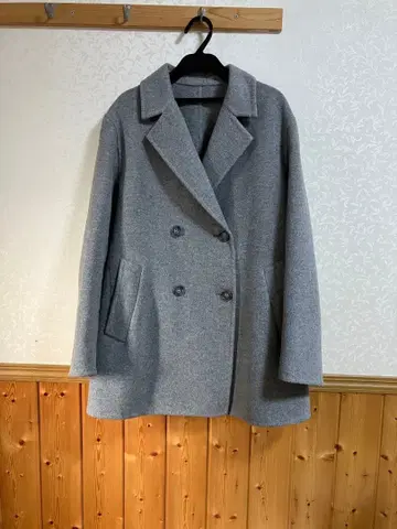 그레이 더블 브레스트 울 코트