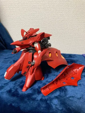 건담 프라모델 조립 완료 정크 HG 나이팅게일