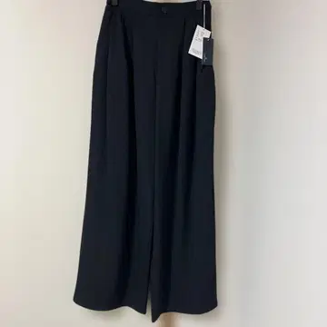 [ 미사용 새상품 ] CYAN tokyo 와이드 팬츠 블랙