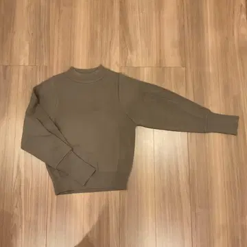 PUBLIC TOKYO 스웨터