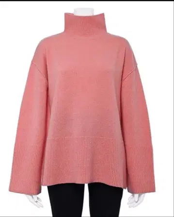 Mila Owen 핑크 터틀넥 오버 사이즈 스웨터