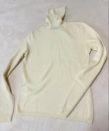 랄프 로렌 터틀넥 스웨터