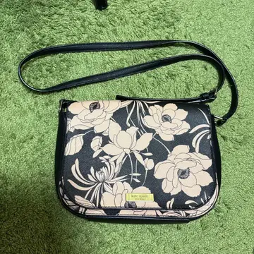 kate spade 꽃무늬 숄더백