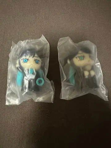 Ado 어디든지 Ado 미니 피규어 2종 세트