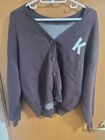 리브인컴포트 가디건