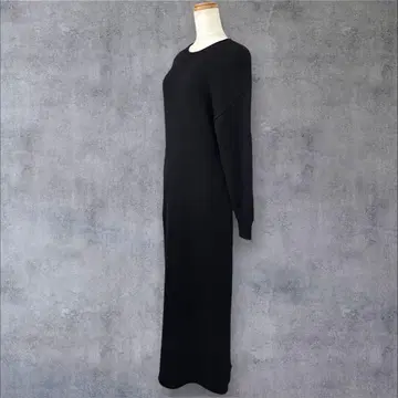 새상품급 뷰티앤유스 울 크루넥 니트 원피스