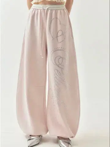 PELLICULE stone-deco sweat pants 페리큐르