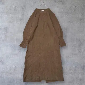 새상품급 로쏘 F by ROSSO 퍼프 슬리브 양 골지 니트 원피스