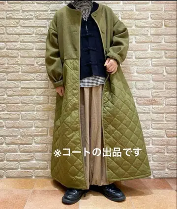 사만사 모스모스 퀼트 절개 코트 카키