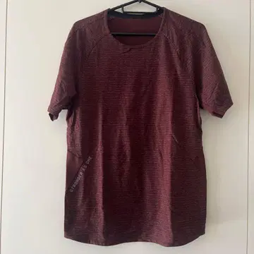 [ 가격 인하 ] 룰루레몬 T셔츠