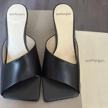 까르띠에 그램 23.5cm 뮬