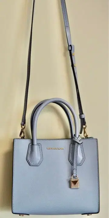 컨디션 최상 마이클코어스 숄더백 블루 Michael Kors