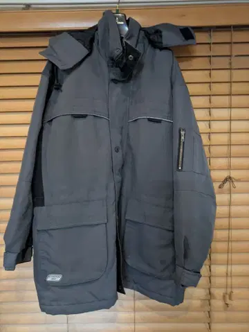 워크맨 방한복 ADVENTURE GEAR 충전솜 차콜 그레이 계열 L