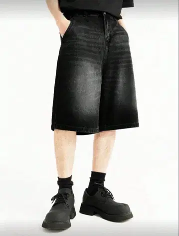 다크 그레이 데님 숏팬츠