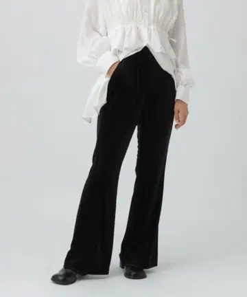 [ 미개봉 새상품 ] 이지 벨로아 팬츠 LEPSIM