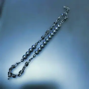 팔찌 블랙 스피넬 건메탈 스테인리스