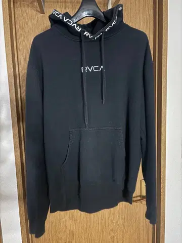 RVCA SIPICH 블랙 후드티