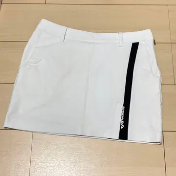 TaylorMade 여성용 골프 스커트 화이트