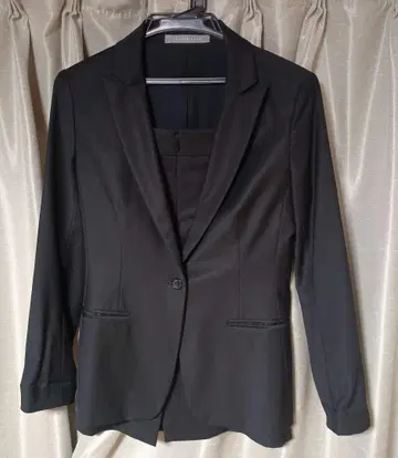 theory luxe 블랙 수트 상하의 세트