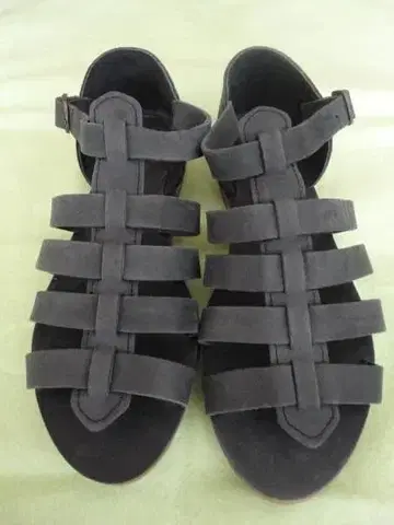 bulle de savon 뷔르데사봉 글래디에이터 샌들 새상품