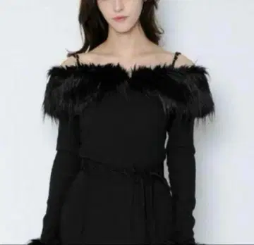 melt the lady wide fur tops