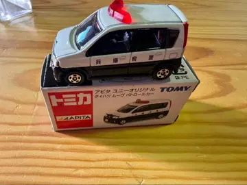 s1600 토미카 아피타 한정판 다이하츠 무브 순찰차