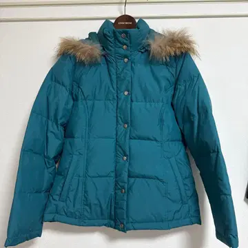 미사용 새상품 퍼 포함 다운 자켓 11호