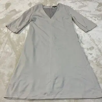 새상품급 Reflect 화이트 베이지 V넥 원피스 13 루즈한 사이즈