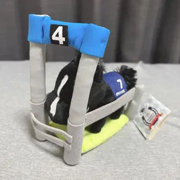 이퀴녹스 봉제 인형