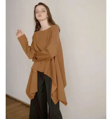 MIELI INVARIANT 미엘리인바리안트 글리터 니트