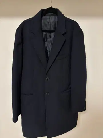 JUNRED 네이비 체스터 코트