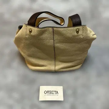 ORBITA 아이보리 가죽 토트백