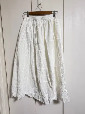 패치워크 메쉬 레이스 스커트 사만사 모스모스