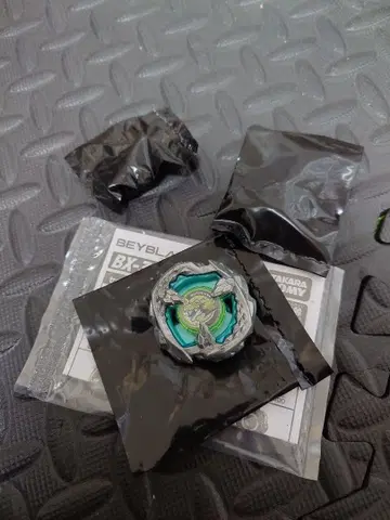 베이블레이드 X 티라노비트 3-60S (미사용)