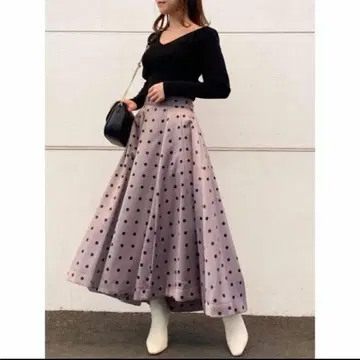 스나이델 프린트 볼륨 플레어 스커트 SNIDEL 신키 유코 착용 도트