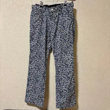 꽃무늬 플레어 팬츠