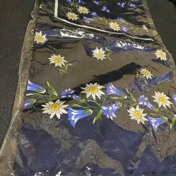 네이비 에델바이스 꽃무늬 스카프 약 88cm x 88cm 미사용품