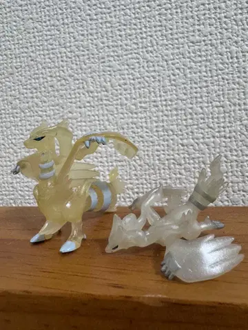 포켓몬/레시라무/클리어 컬러/피규어 2체 세트