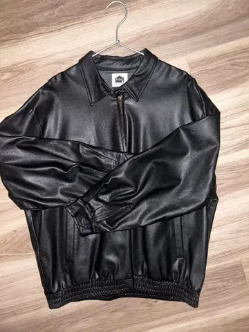 블랙 합성 피혁 집업 자켓 F 사이즈