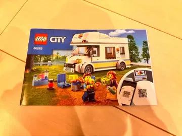 LEGO City 60283 캠핑카