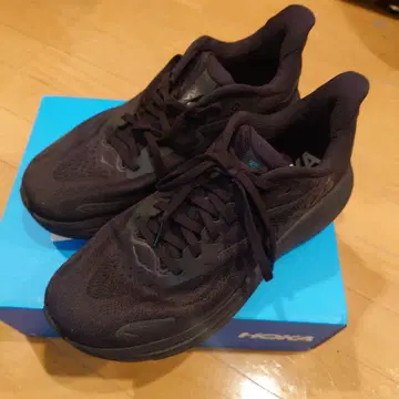 [ 거의 새상품 ] HOKA 클리프톤 10 27cm 블랙