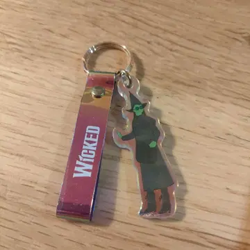 위키드 Wicked 아크릴 키링 엘파바