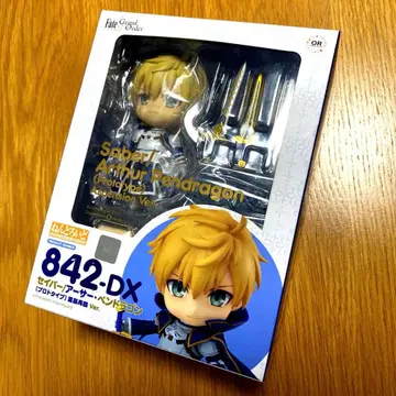 넨도로이드 세이버 아서 펜드래곤