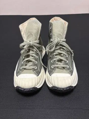 CONVERSE Chuck Taylor 하이컷 스니커즈 올리브